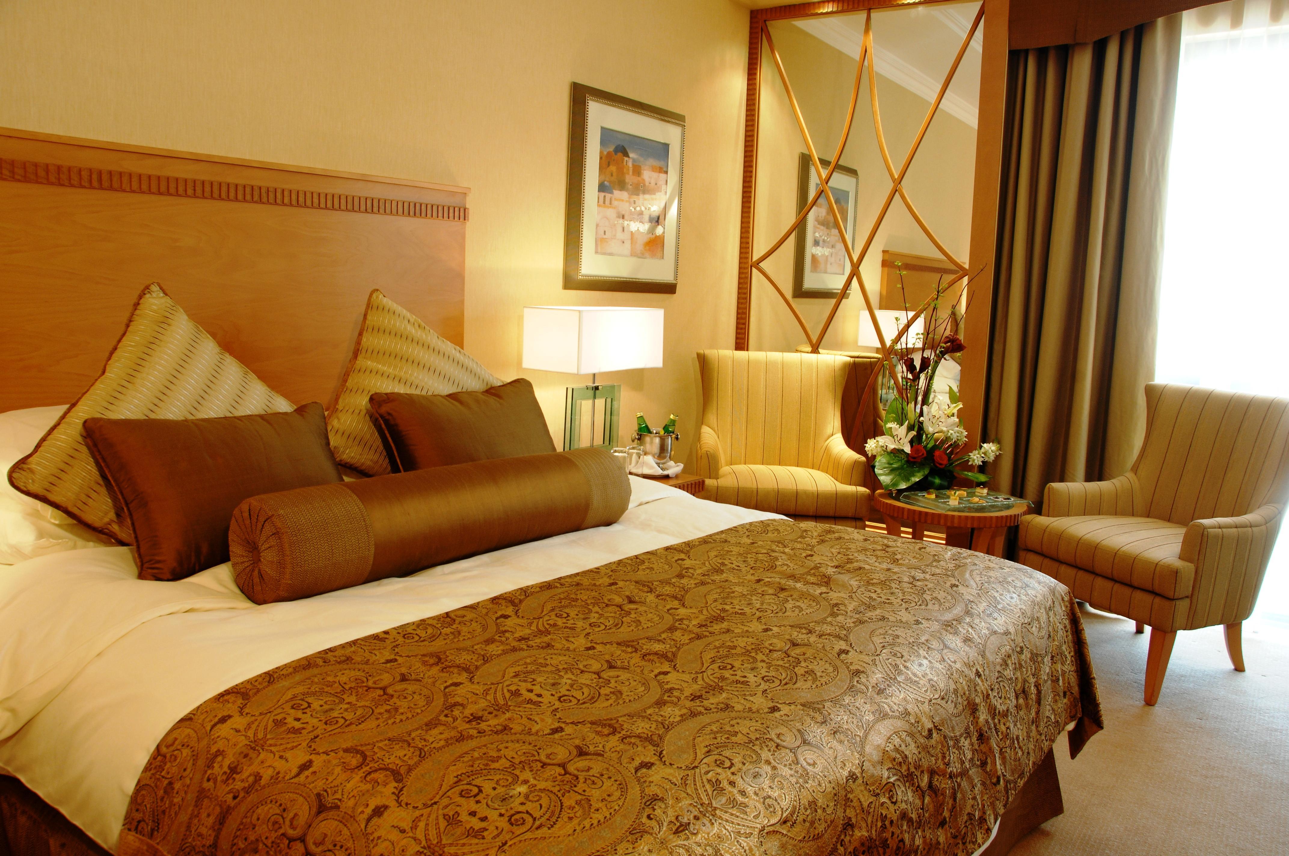 Golden Tulip Bahrain Hotel Манама Екстериор снимка