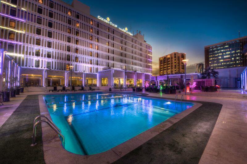 Golden Tulip Bahrain Hotel Манама Екстериор снимка