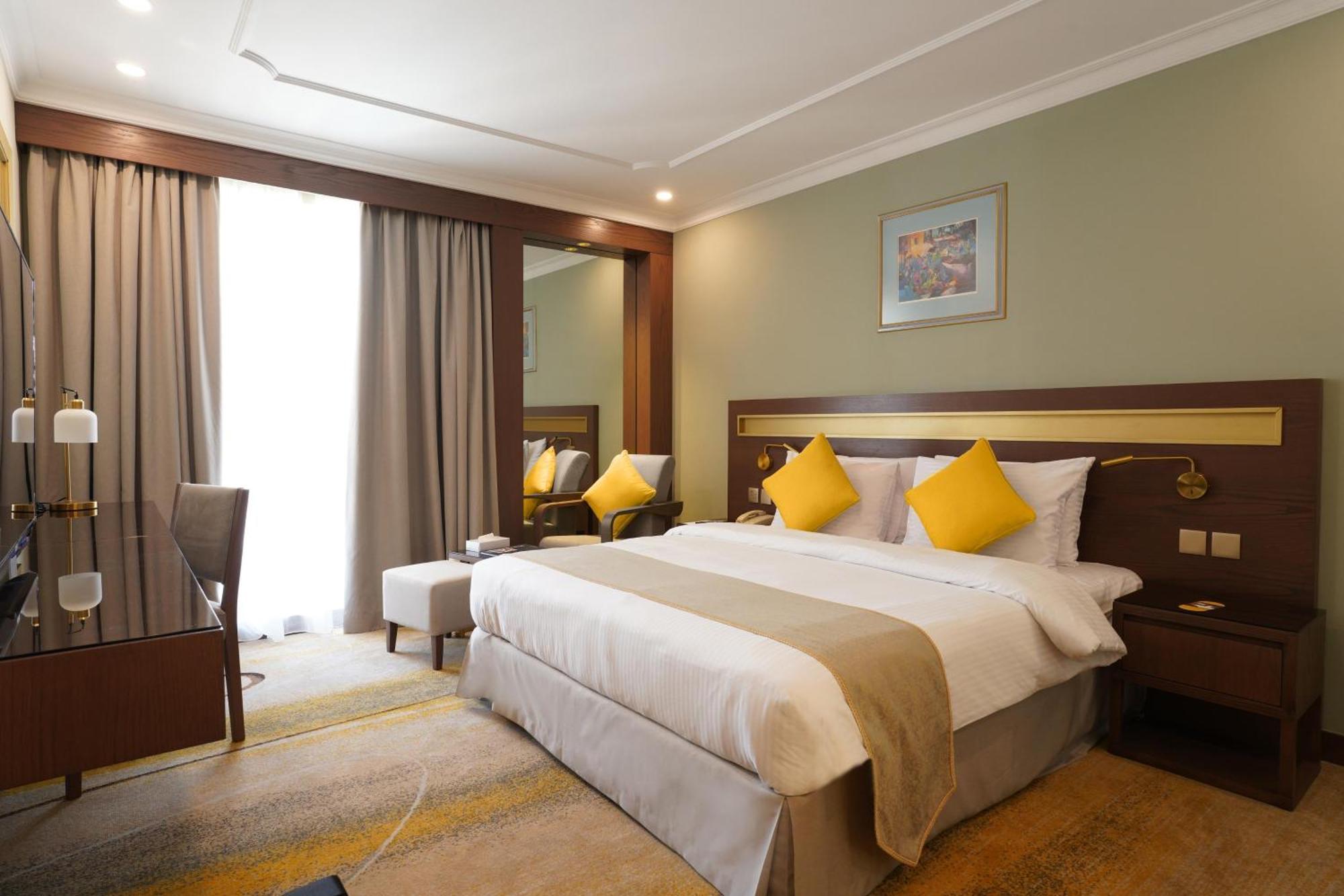 Golden Tulip Bahrain Hotel Манама Екстериор снимка
