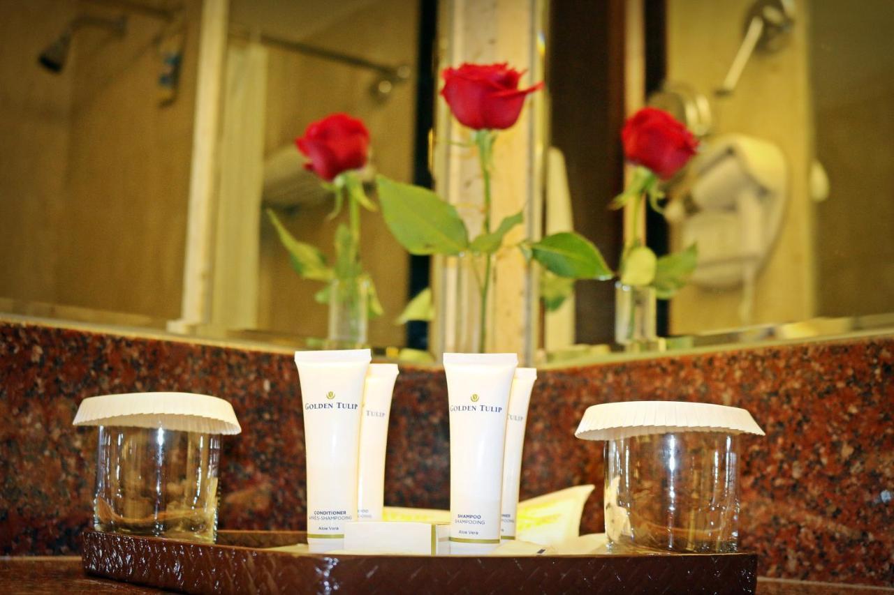 Golden Tulip Bahrain Hotel Манама Екстериор снимка