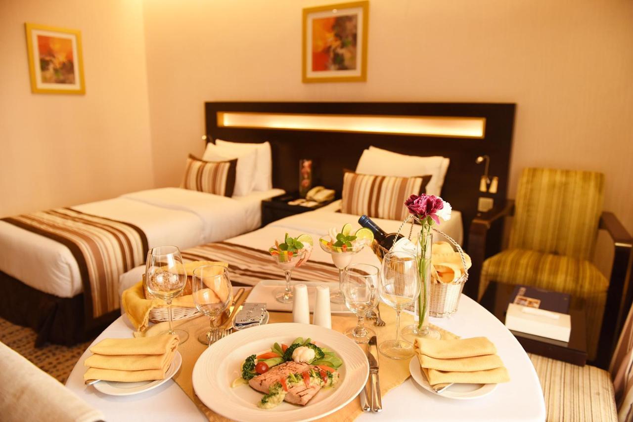 Golden Tulip Bahrain Hotel Манама Екстериор снимка