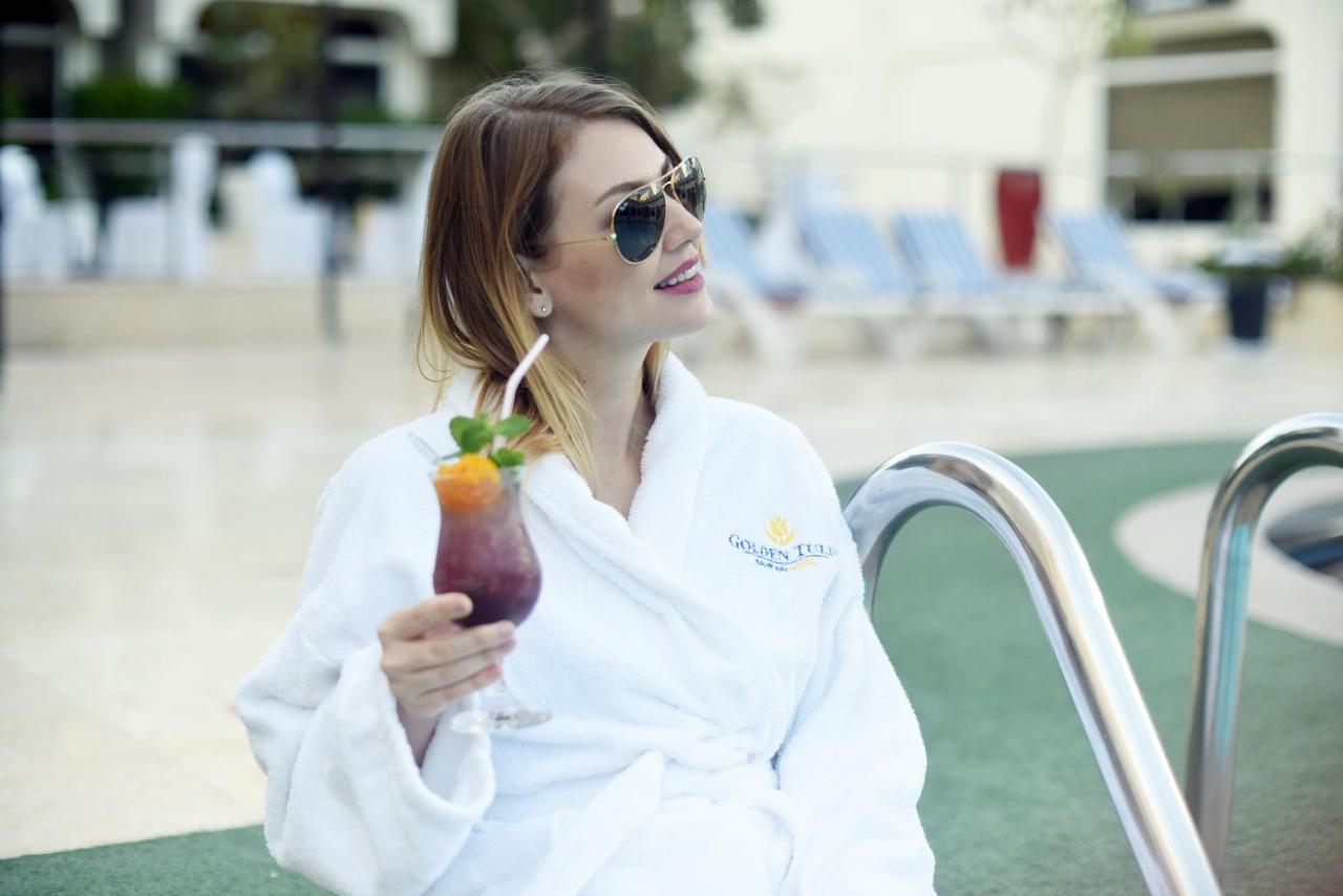 Golden Tulip Bahrain Hotel Манама Екстериор снимка